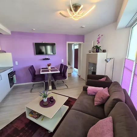 Haus Sonnenschein Whg 4 Apartmán *